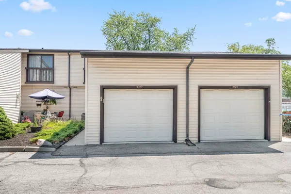 $175,900 | 2127 Bayside Court, Fort Wayne, IN 46804