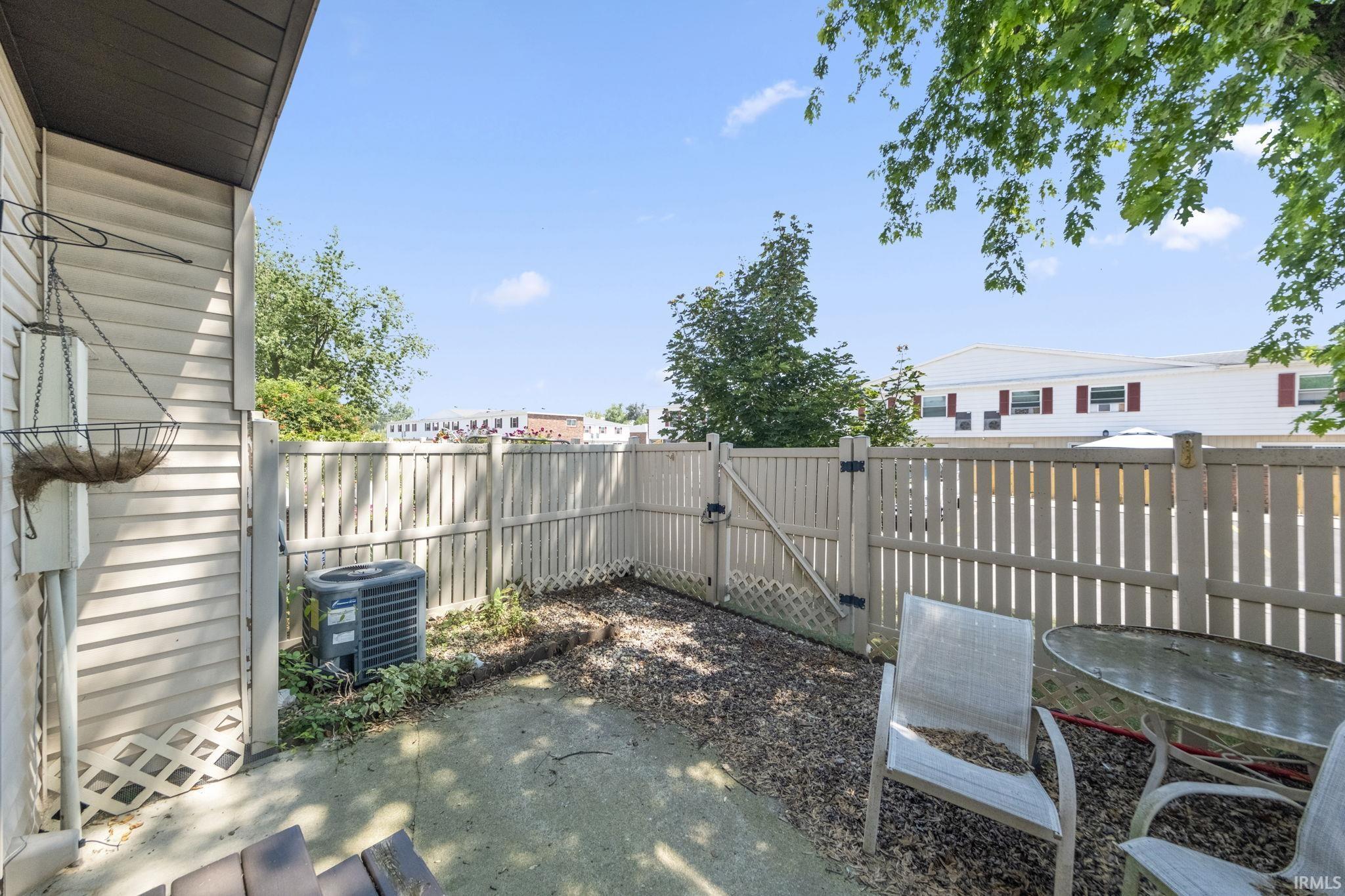 2127 Bayside Court Fort Wayne, IN 46804 - Photo 29 of 35