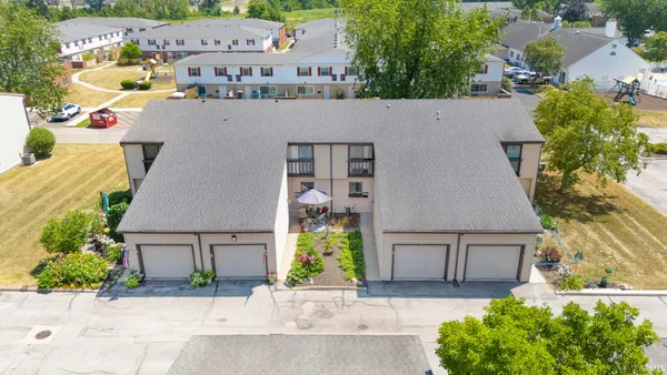 $175,900 | 2127 Bayside Court, Fort Wayne, IN 46804