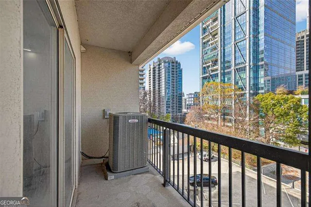 $3,000 | 1074 Peachtree Walk Northeast, Unit B505, Atlanta, GA 30309