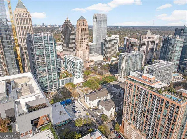 $3,000 | 1074 Peachtree Walk Northeast, Unit B505, Atlanta, GA 30309