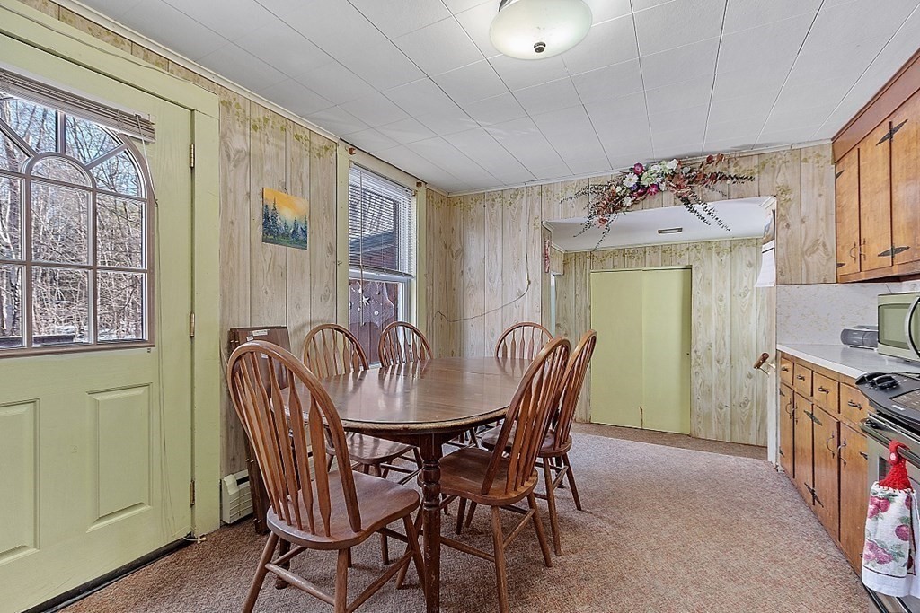 516 New Sherborn Road Athol, MA 01331 - Photo 5 of 31