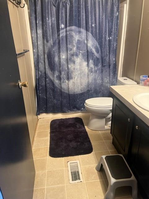 374 Longwood Road Rocky Mount, VA 24151 - Photo 14 of 18 Hallway Bath