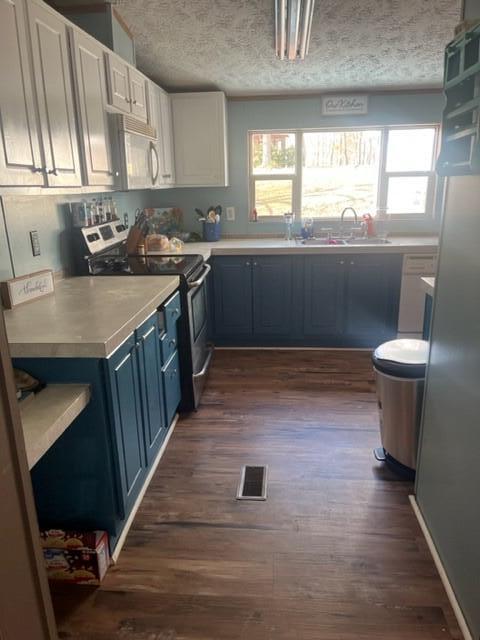 374 Longwood Road Rocky Mount, VA 24151 - Photo 5 of 18 Kitchen 2
