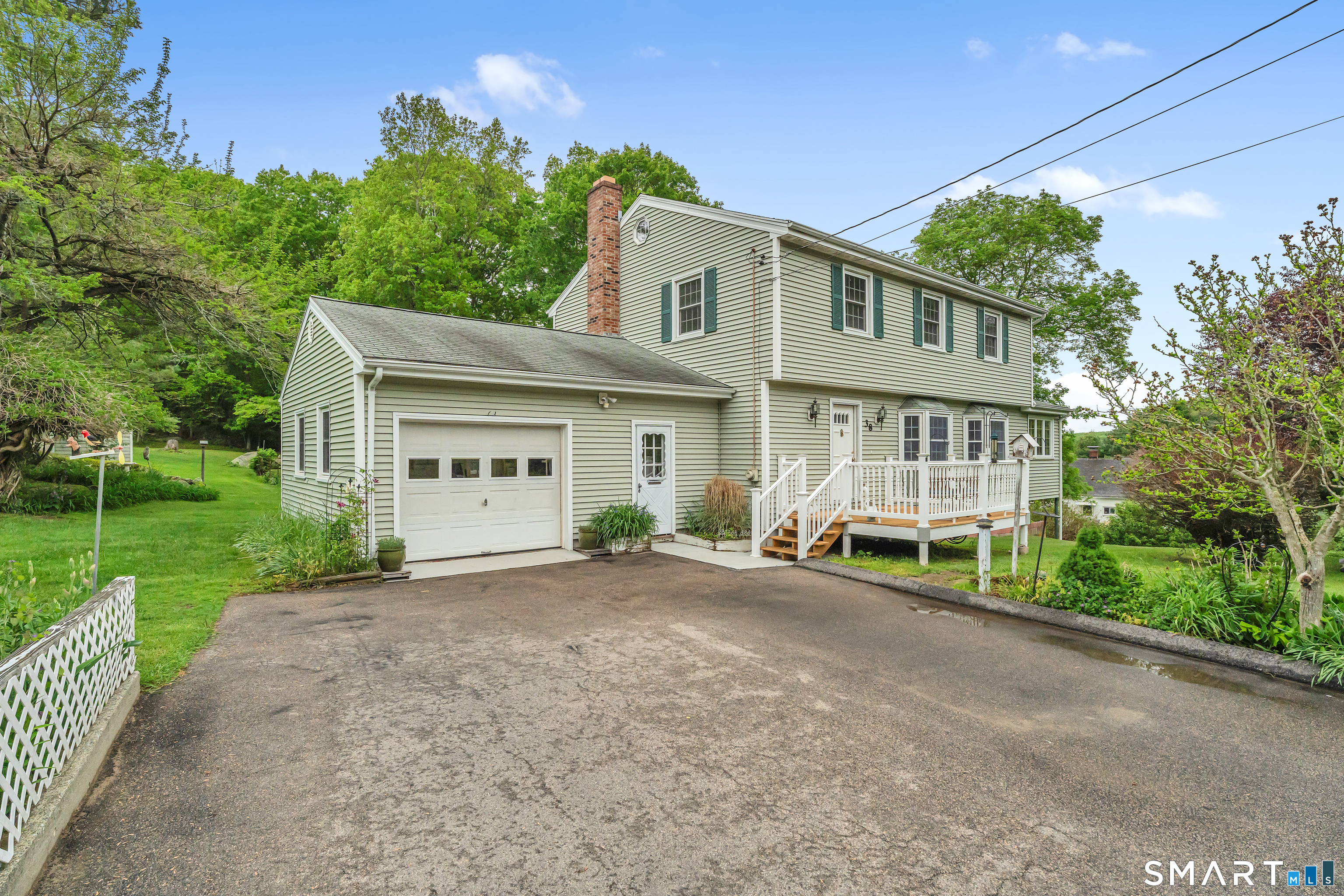 38 Roberts Road Groton, CT 06340 - Photo 2 of 40