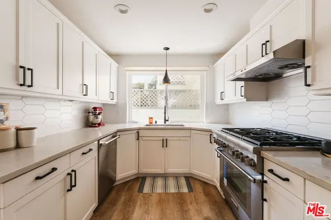 $1,799,000 | 913 Euclid Street, Unit 5, Santa Monica, CA 90403