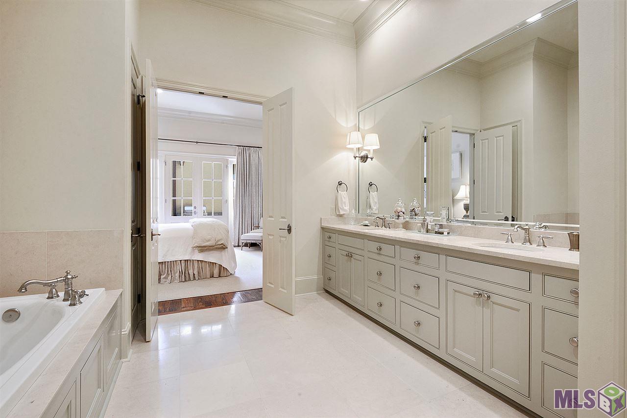 2247 Perkins Lane Baton Rouge, LA 70808 - Photo 15 of 25