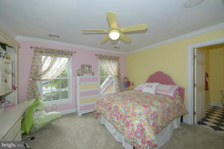 2633 Golf Island Road Ellicott City, MD 21042 - Photo 17 of 30 Bedroom
