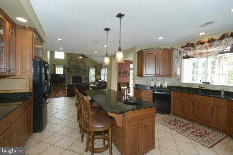 2633 Golf Island Road Ellicott City, MD 21042 - Photo 6 of 30 Kitchen