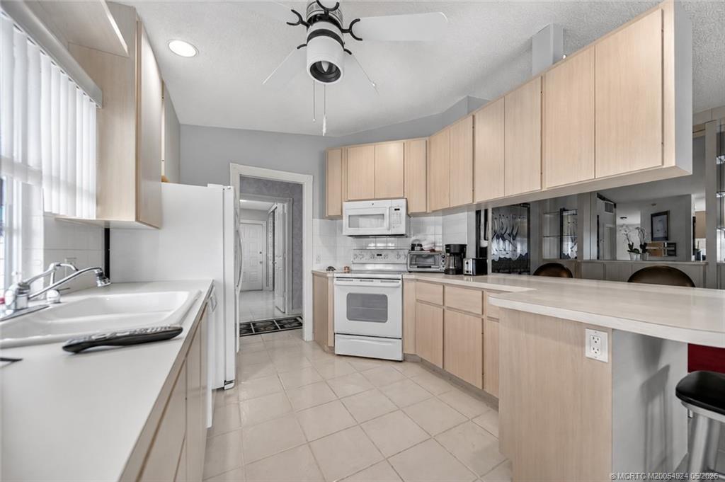 2806 Ridgewood Place Palm City, FL 34990 - Photo 12 of 32