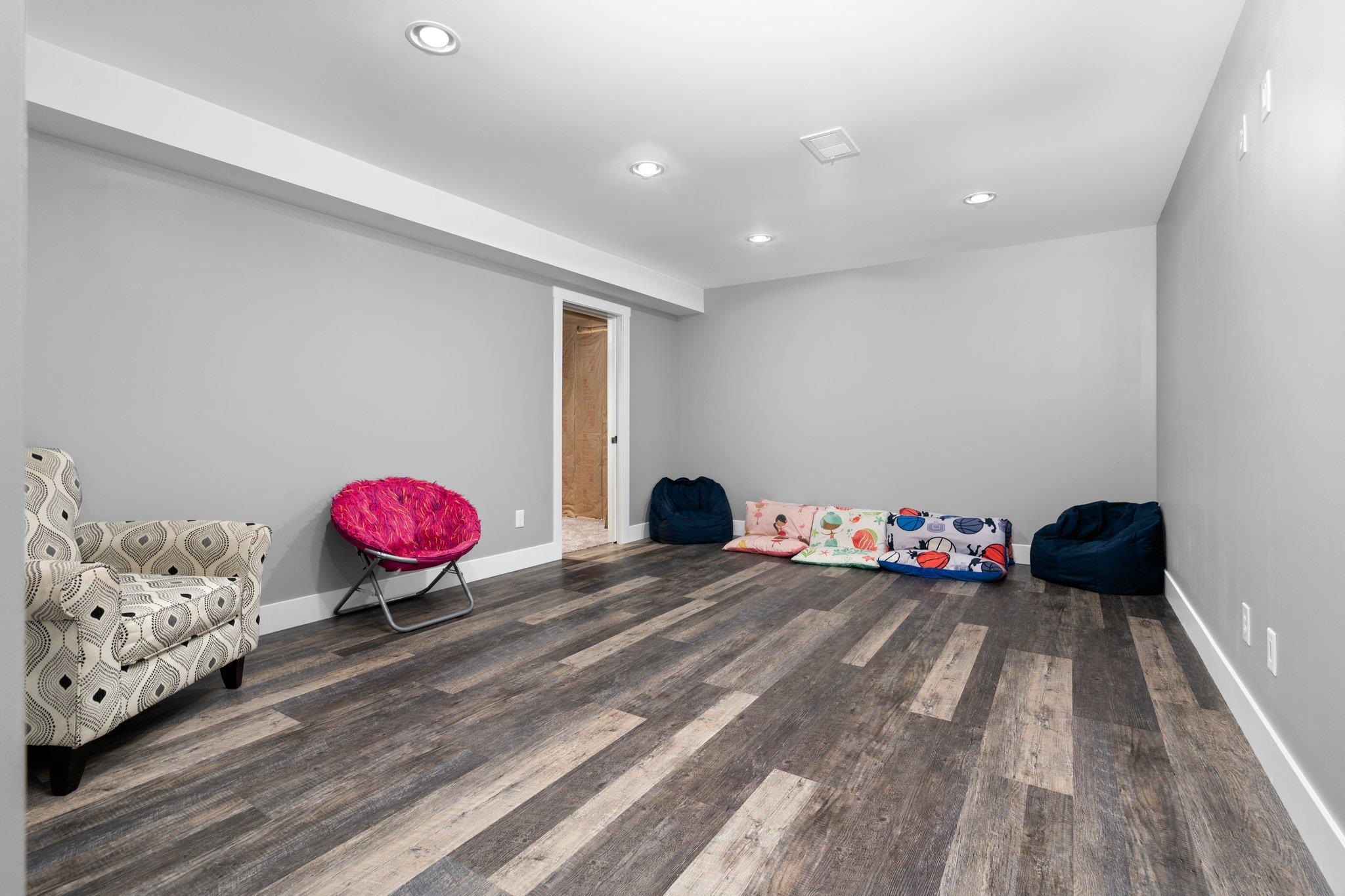 8690 East Erdt Road Suttons Bay, MI 49682 - Photo 33 of 63 1910042-32.JPG
