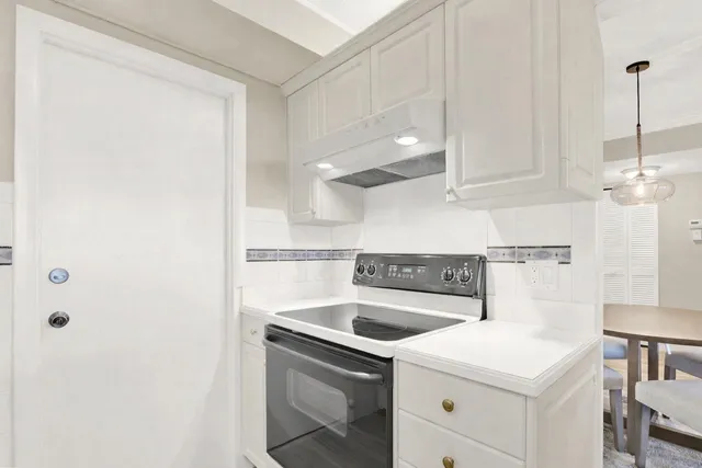 $675,000 | 630 Ocean Drive, Unit 505, Juno Beach, FL 33408