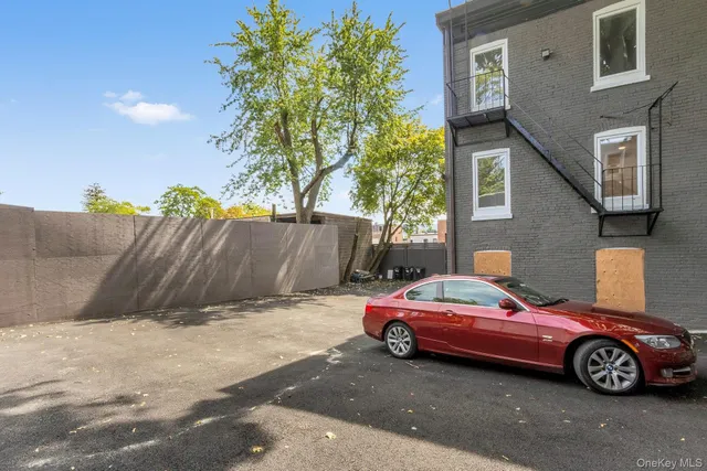 $2,595 | 70 Van Ness Street, Newburgh, NY 12550