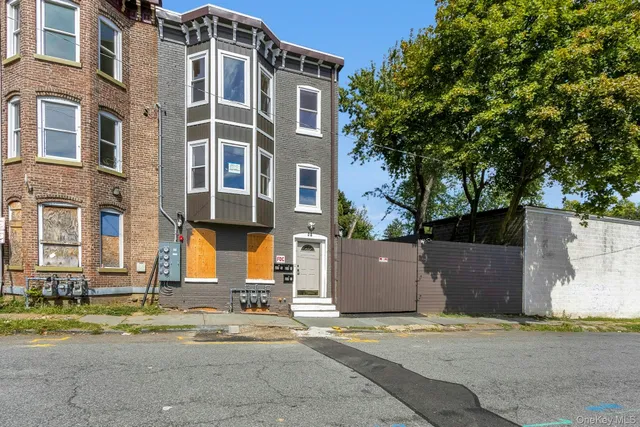 $2,595 | 70 Van Ness Street, Newburgh, NY 12550