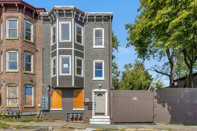 $2,595 | 70 Van Ness Street, Newburgh, NY 12550