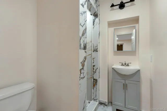 $2,595 | 70 Van Ness Street, Newburgh, NY 12550