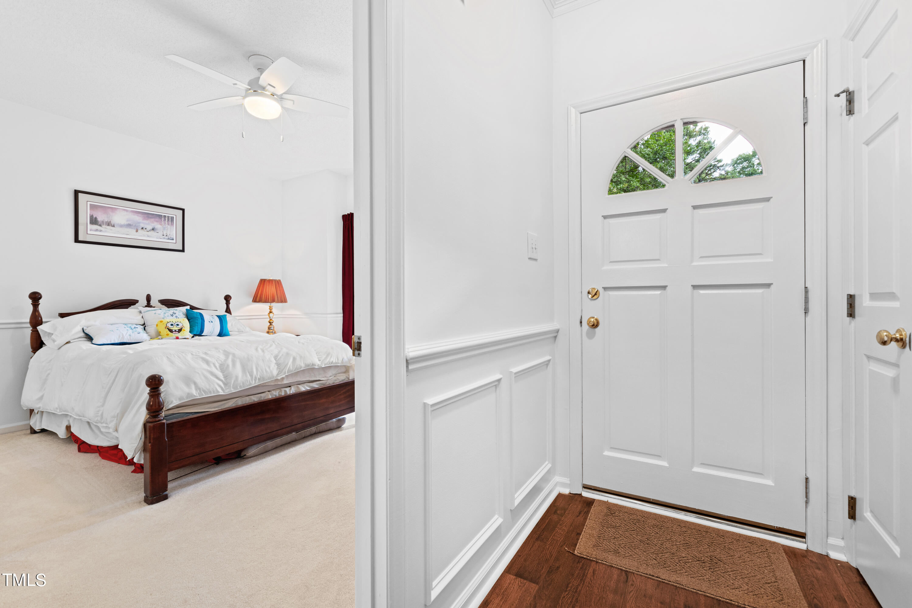 3834 Carnegie Lane Raleigh, NC 27612 - Photo 6 of 38 Foyer 3