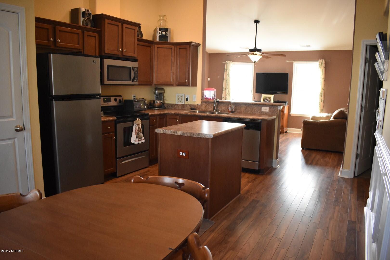 9113 Arden Road Northeast Leland, NC 28451 - Photo 8 of 22 kitchen2