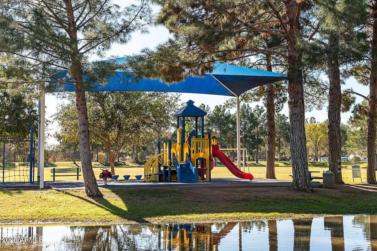 1909 East Anchor Drive Gilbert, AZ 85234 - Photo 20 of 21 Playground