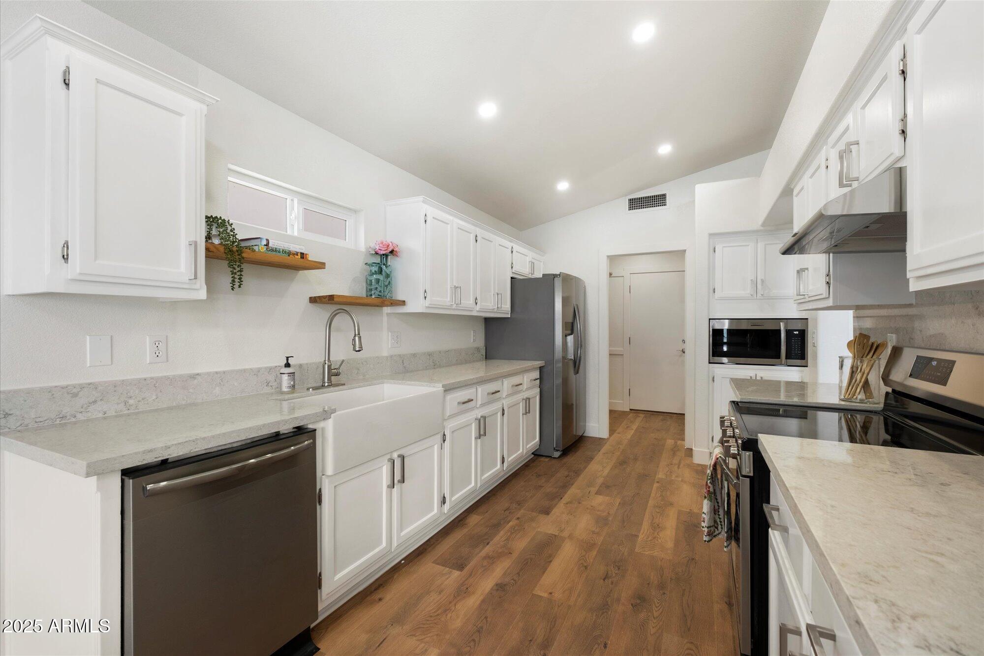 1909 East Anchor Drive Gilbert, AZ 85234 - Photo 6 of 21 Kitchen to pantry laundry