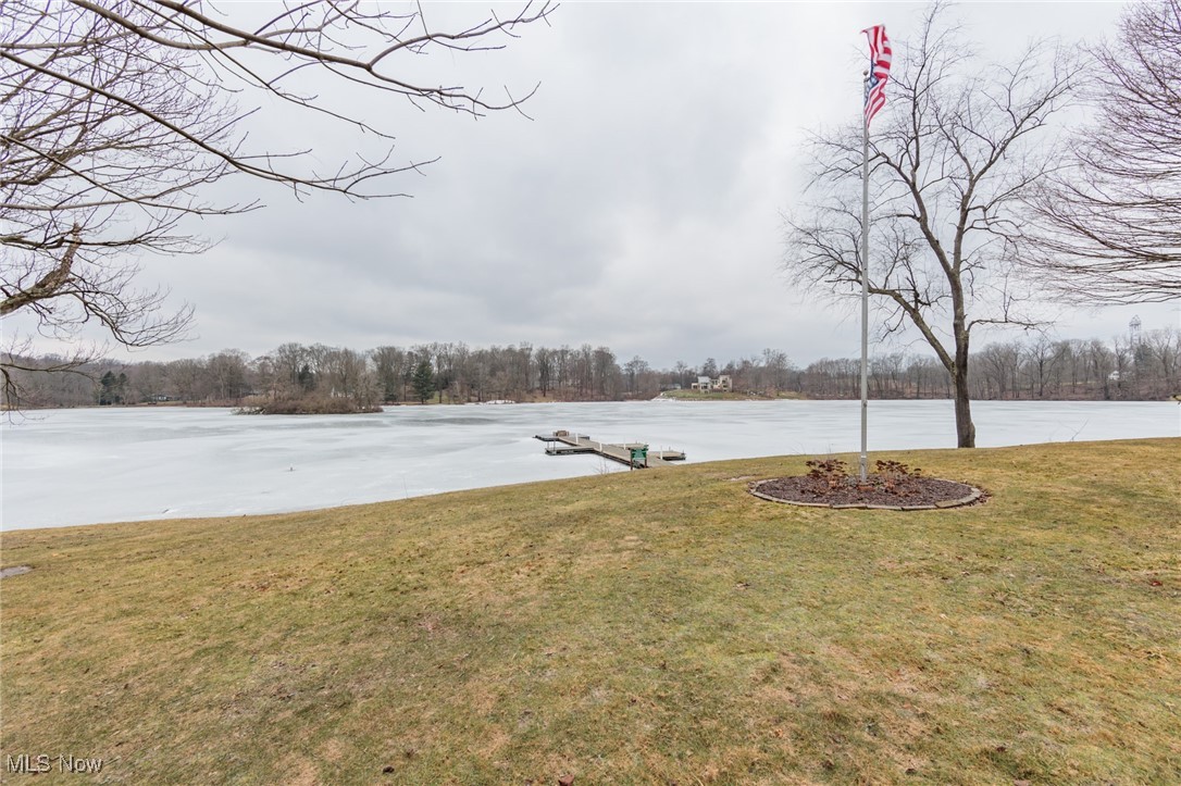 200 Granger Road, Unit 73 Medina, OH 44256 - Photo 17 of 18 Lake
