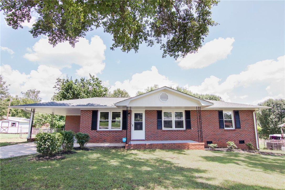203 Range View Road Anderson, SC 29626 - Photo 1 of 17