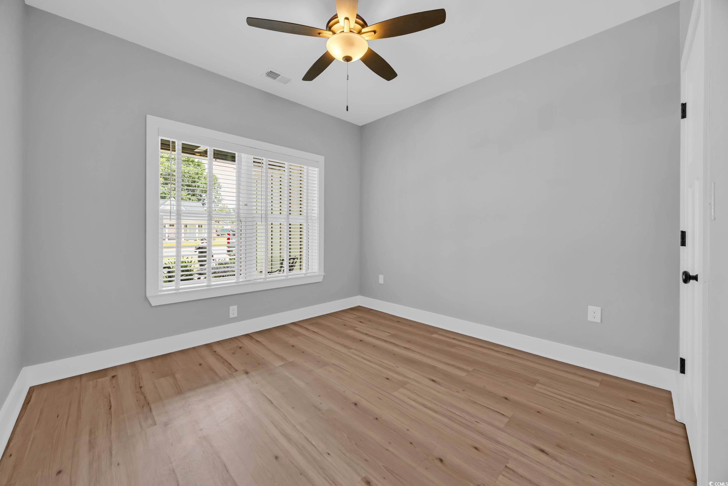 1121 Grimes Street Georgetown, SC 29440 - Photo 17 of 27 Unfurnished living room featuring light wood-type flooring, recessed lighting, and ceiling fan