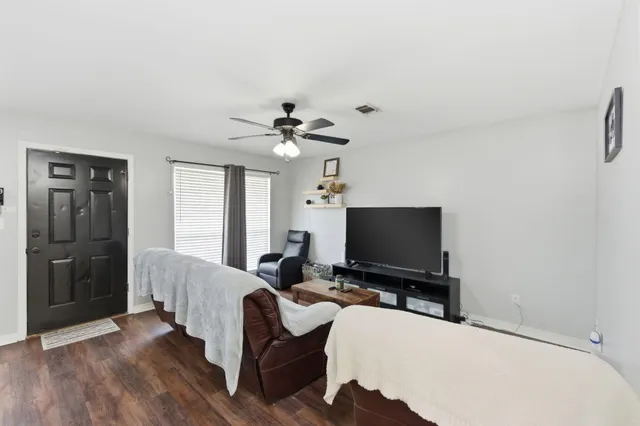 $230,000 | 114 Wild Horse Drive, Crestview, FL 32536