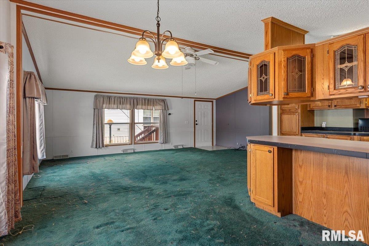 3319 Ridgewood Avenue Springfield, IL 62702 - Photo 16 of 32 Gallery Image 16