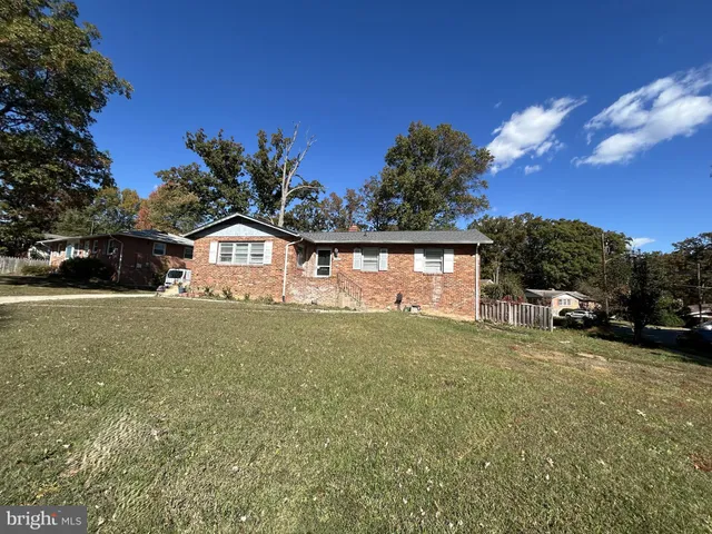 $650,000 | 10918 Warwick Avenue, Fairfax, VA 22030