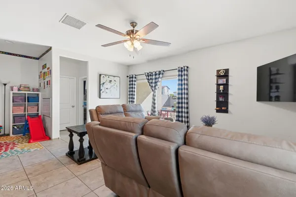 $375,000 | 3013 South 78th Drive, Phoenix, AZ 85043
