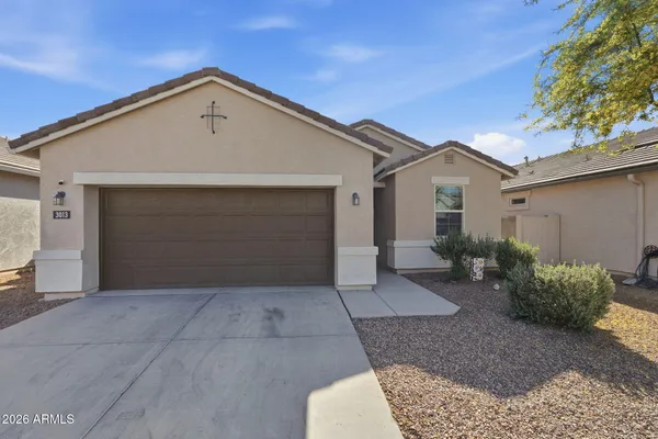 $375,000 | 3013 South 78th Drive, Phoenix, AZ 85043