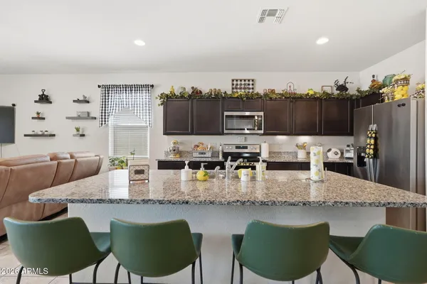 $375,000 | 3013 South 78th Drive, Phoenix, AZ 85043