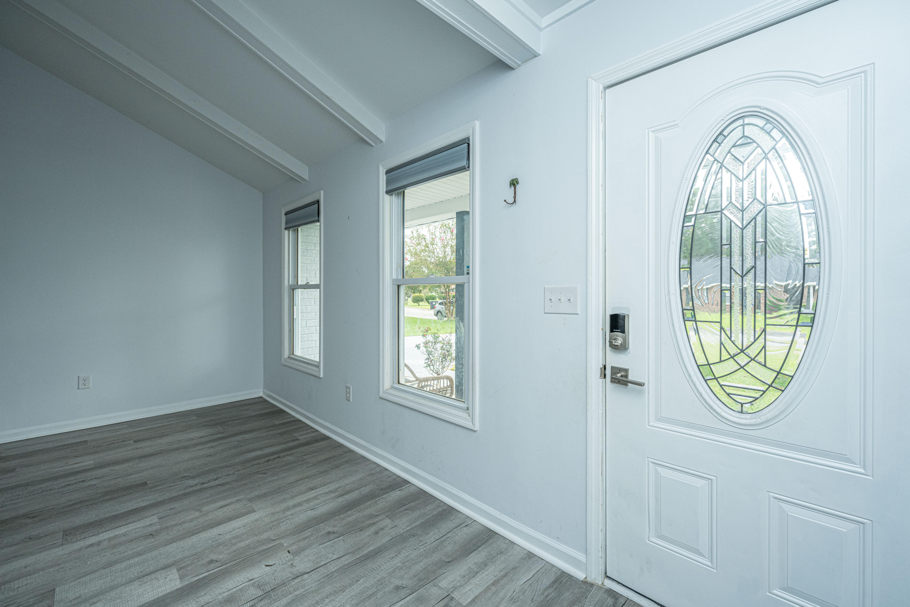 133 Marion Road Summerville, SC 29486 - Photo 6 of 45 133MarionRd006