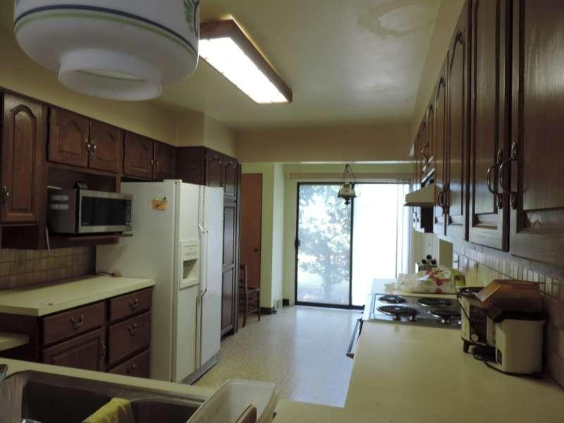 1191 Hampden Road Muskegon, MI 49441 - Photo 6 of 11 DSCN9032