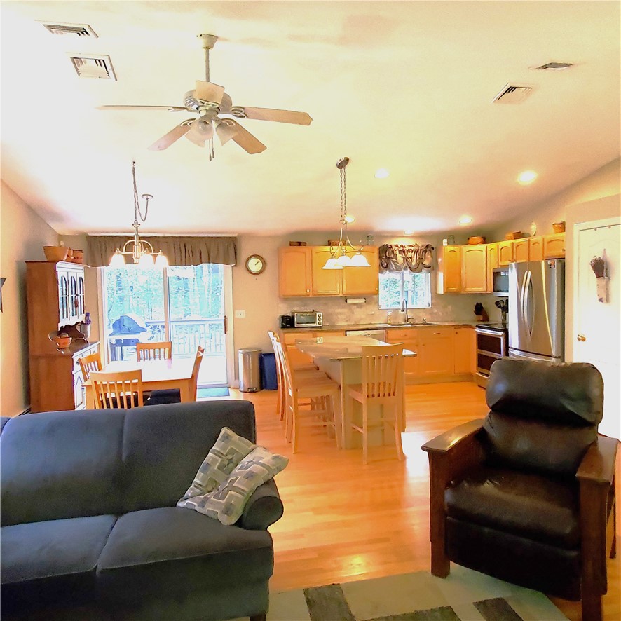 12 Ayoho Road Coventry, RI 02816 - Photo 10 of 47 Gallery Image 10