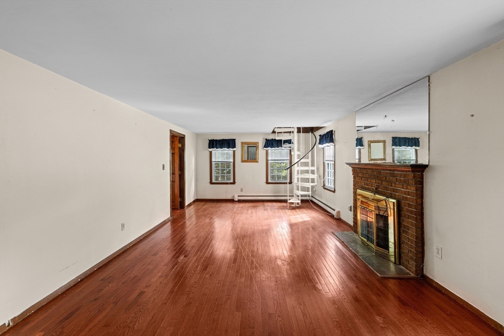 29 Old Powder House Road Lakeville, MA 02347 - Photo 17 of 30 Gallery Image 17