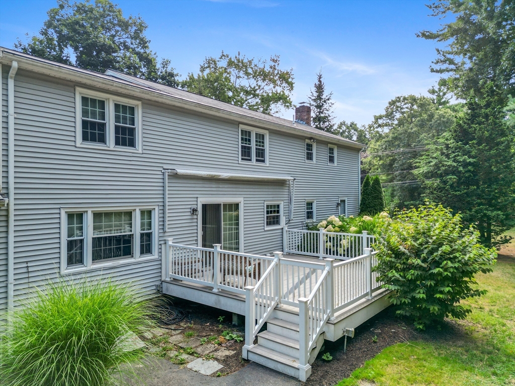 29 Old Powder House Road Lakeville, MA 02347 - Photo 5 of 30 Gallery Image 5