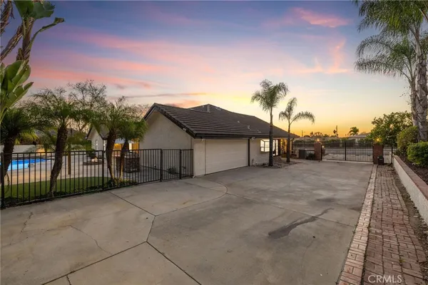 $6,500 | 514 North Valley Center Avenue, Glendora, CA 91741