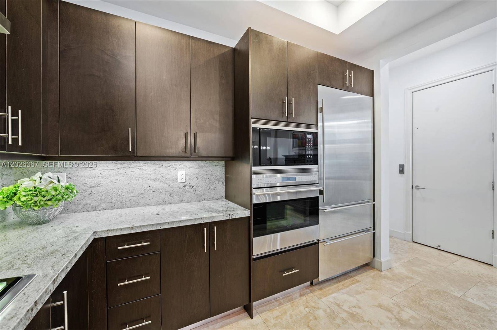 7510 Southwest 56th Court Miami, FL 33143 - Photo 7 of 32