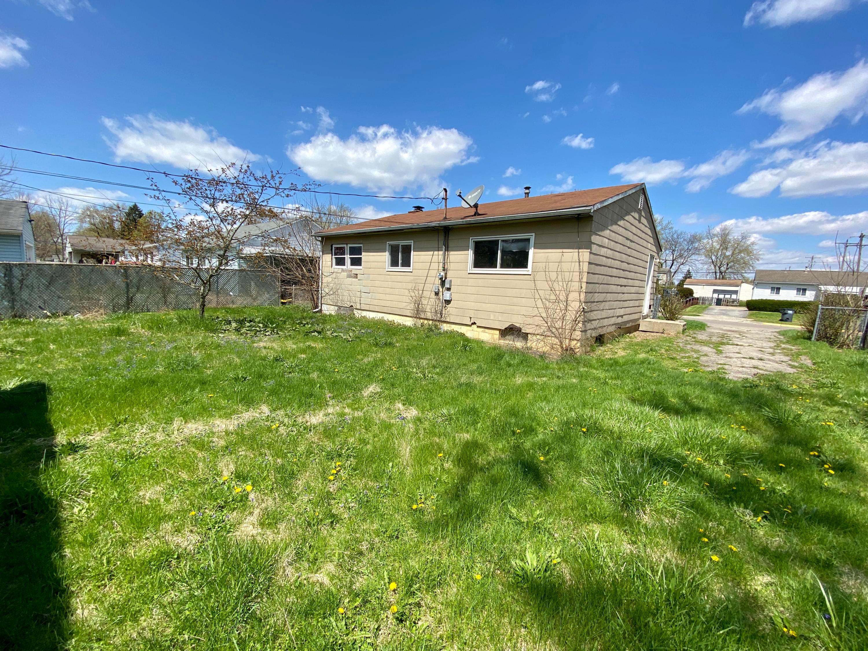 5485 Newport Road Columbus, OH 43232 - Photo 8 of 26 Gallery Image 8