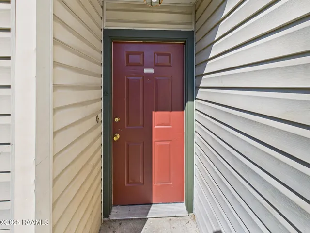 $950 | 201 High Meadows Boulevard, Unit 220, Lafayette, LA 70507