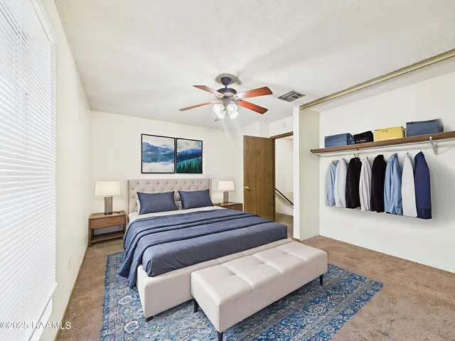 $950 | 201 High Meadows Boulevard, Unit 220, Lafayette, LA 70507