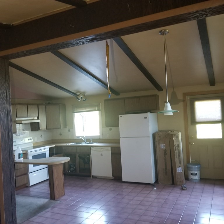 54 Town Farm Road Brookfield, MA 01506 - Photo 7 of 28