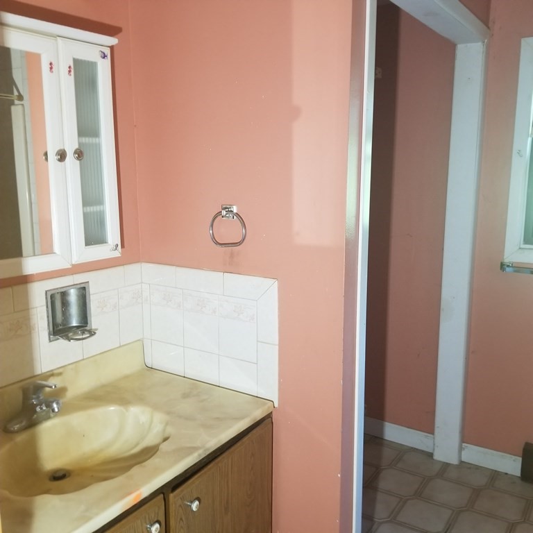 54 Town Farm Road Brookfield, MA 01506 - Photo 10 of 28