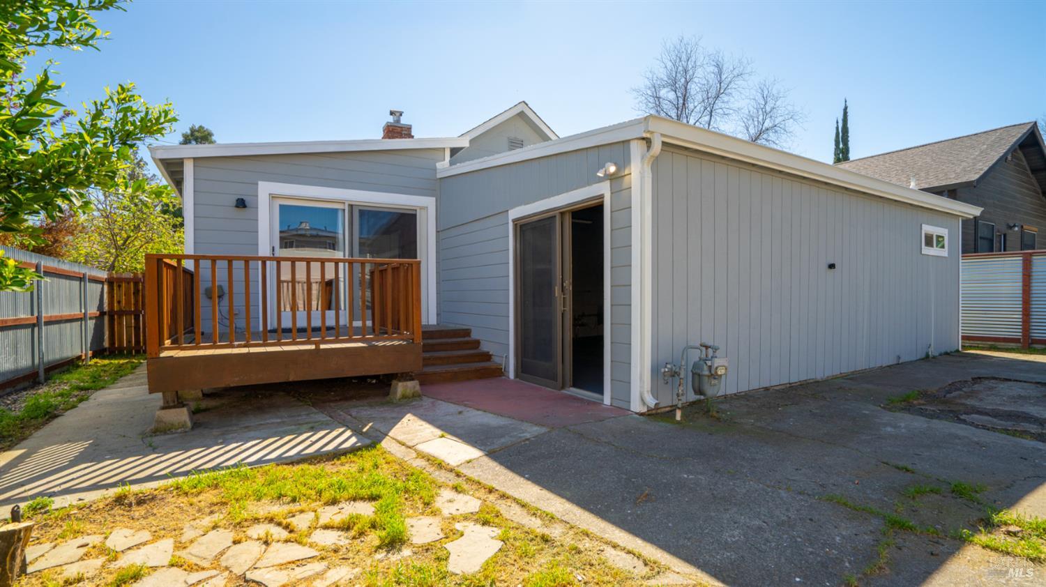 125 Kendal Street Vacaville, CA 95688 - Photo 33 of 45 a view of swimming pool with a backyard