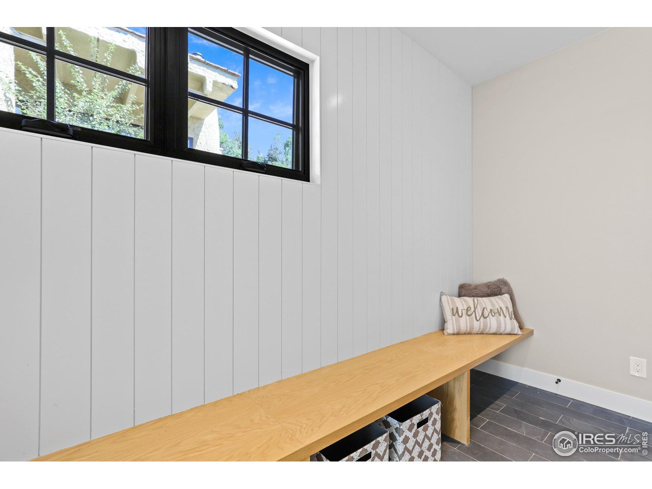 3063 7th Street Boulder, CO 80304 - Photo 14 of 39 a view of a room with a table and chairs