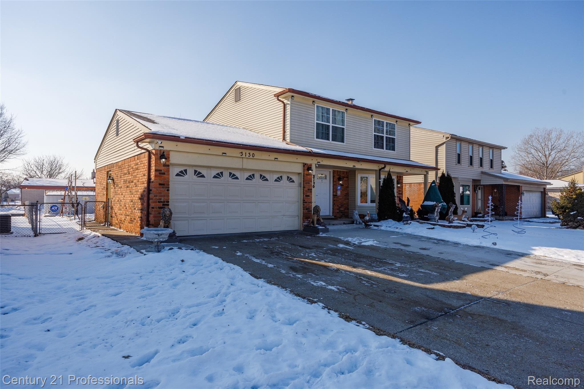 3130 Elmcrest Road Sterling Heights, MI 48310 - Photo 3 of 28 3130 Elmcrest Rd-3.jpg