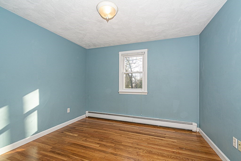 3 Locust Street Reading, MA 01867 - Photo 23 of 38 Gallery Image 23