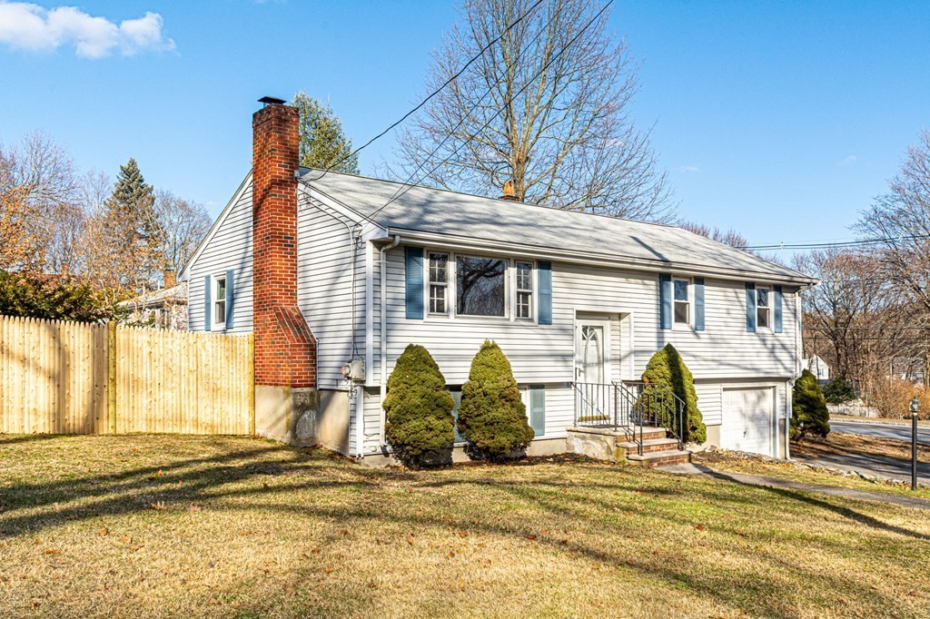 3 Locust Street Reading, MA 01867 - Photo 3 of 38 Gallery Image 3